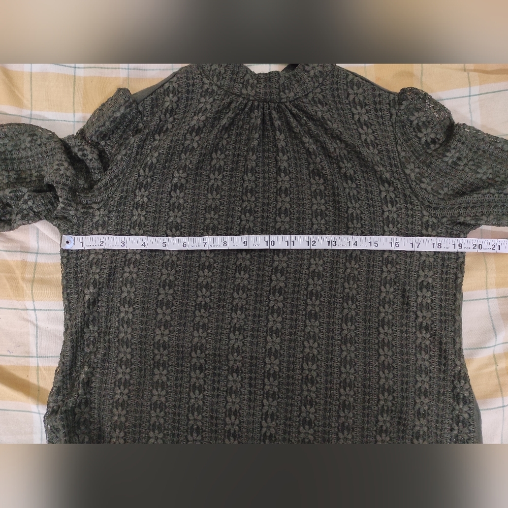 Olive Green Mesh Top 💚 - Picture 15 of 15
